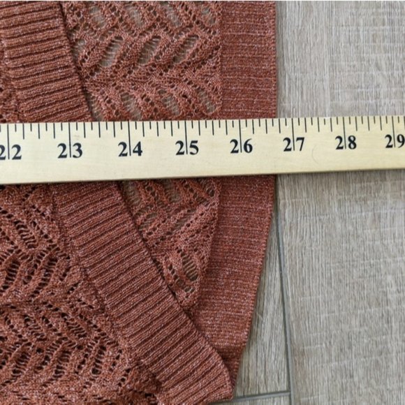 Women's Knit Top - Picture 6 of 10